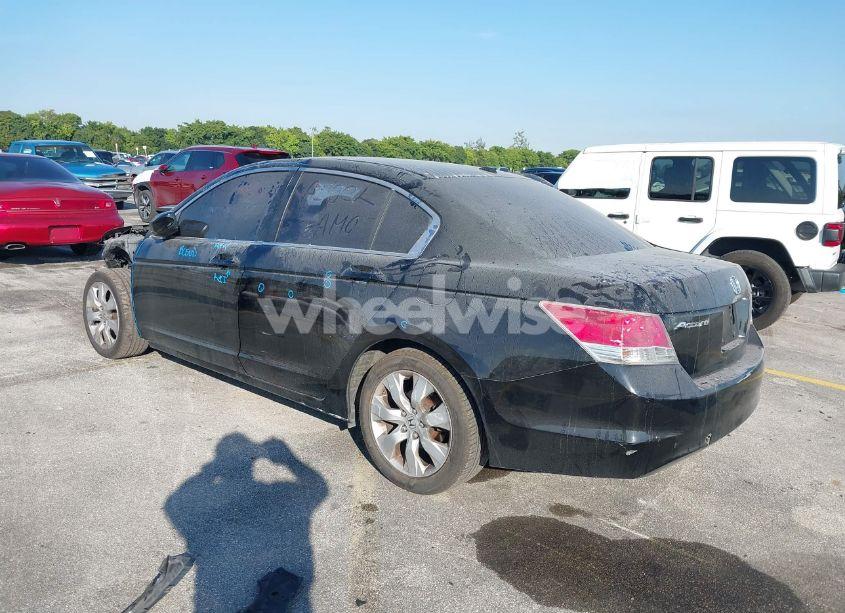 Photo 3 of 2010 Honda Accord 2.4 EX-L (VIN 1HGCP2F87AA115984)