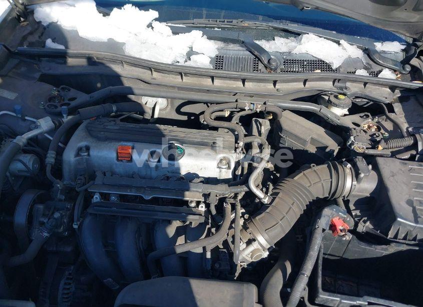 Photo 10 of 2010 Honda Accord 2.4 EX-L (VIN 1HGCP2F87AA132297)