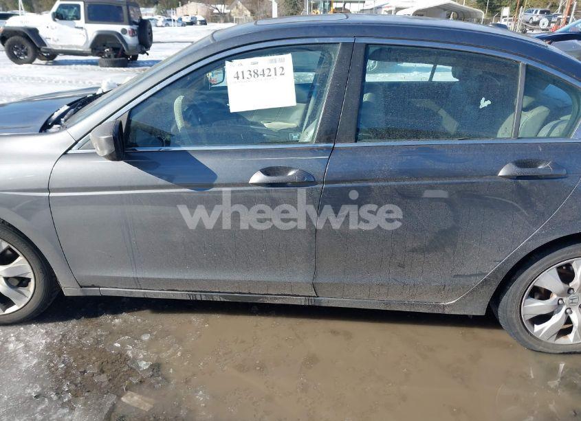 Photo 14 of 2010 Honda Accord 2.4 EX-L (VIN 1HGCP2F87AA132297)