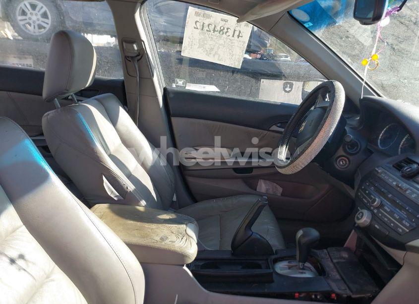 Photo 5 of 2010 Honda Accord 2.4 EX-L (VIN 1HGCP2F87AA132297)