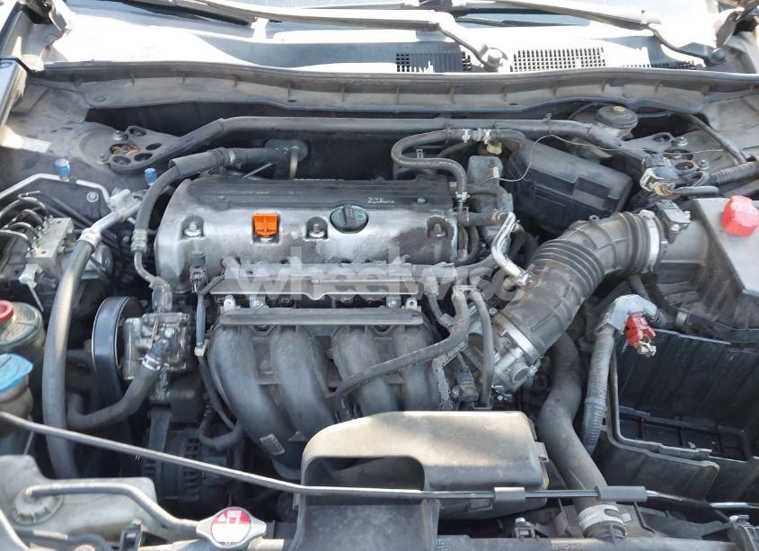 Photo 10 of 2010 Honda Accord 2.4 EX-L (VIN 1HGCP2F87AA148192)