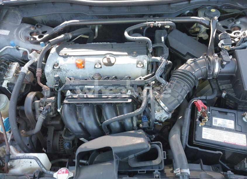 Photo 10 of 2011 Honda Accord 2.4 EX-L (VIN 1HGCP2F87BA000500)