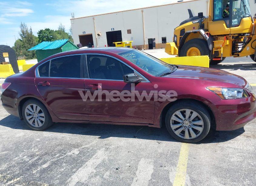 Photo 13 of 2011 Honda Accord 2.4 EX-L (VIN 1HGCP2F87BA057022)