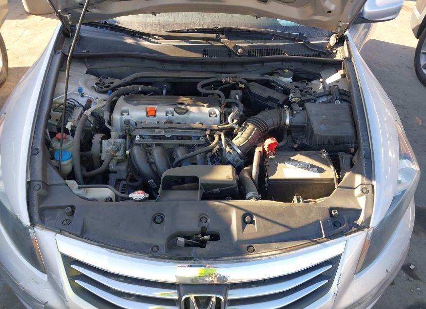 Photo 10 of 2011 Honda Accord 2.4 EX-L (VIN 1HGCP2F87BA080901)