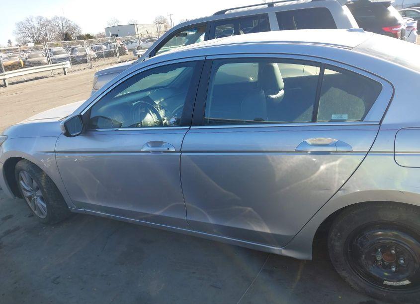 Photo 14 of 2011 Honda Accord 2.4 EX-L (VIN 1HGCP2F87BA080901)