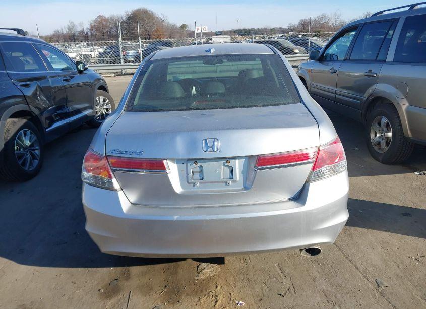 Photo 16 of 2011 Honda Accord 2.4 EX-L (VIN 1HGCP2F87BA080901)