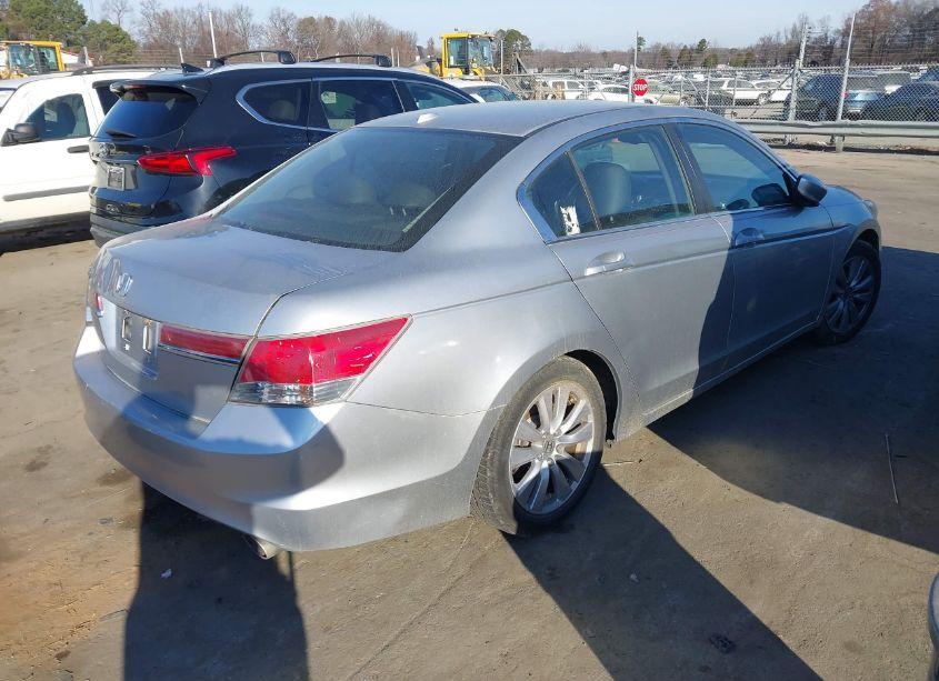 Photo 4 of 2011 Honda Accord 2.4 EX-L (VIN 1HGCP2F87BA080901)