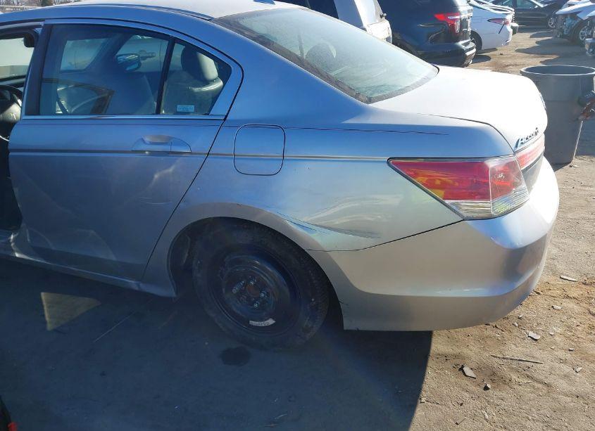 Photo 6 of 2011 Honda Accord 2.4 EX-L (VIN 1HGCP2F87BA080901)