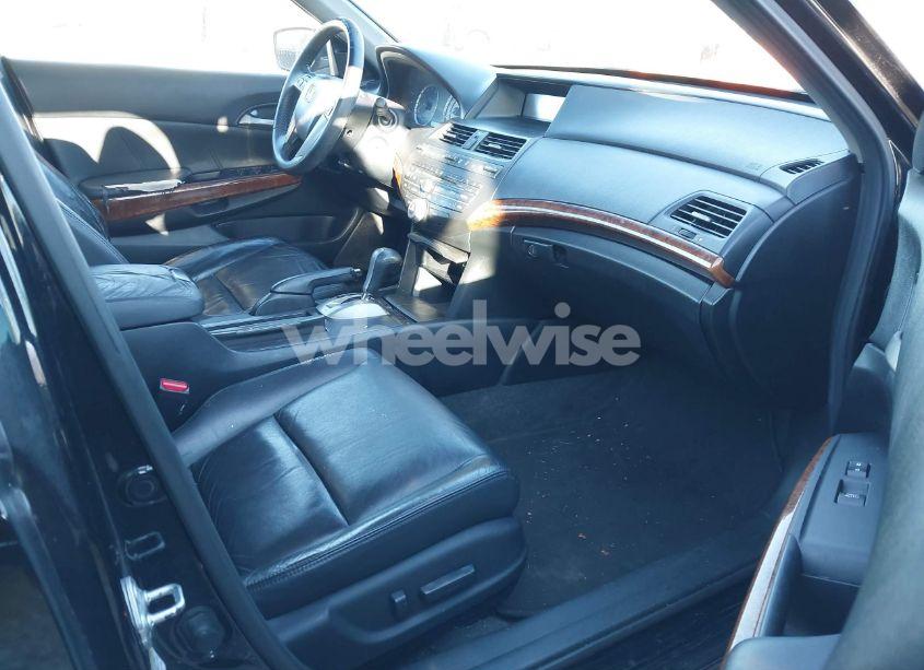 Photo 5 of 2011 Honda Accord 2.4 EX-L (VIN 1HGCP2F87BA085435)