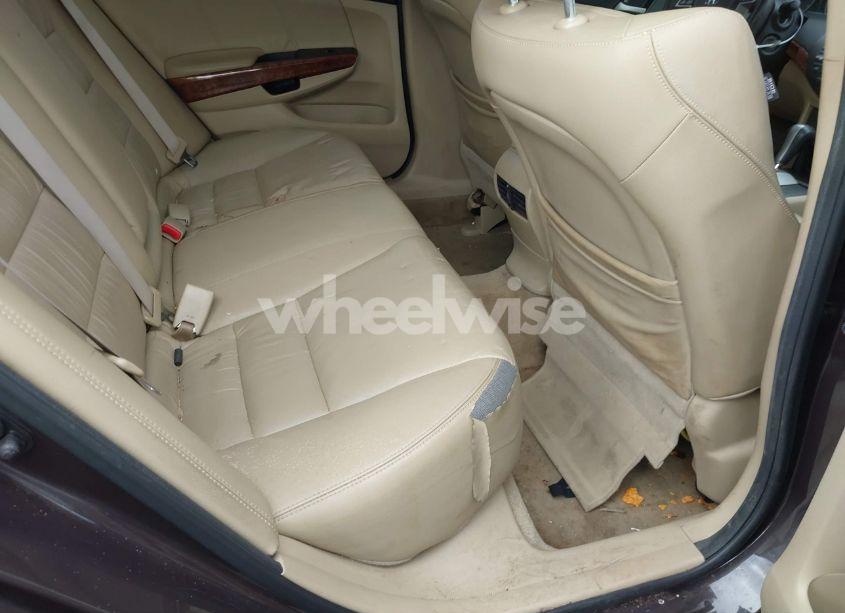 Photo 8 of 2011 Honda Accord 2.4 EX-L (VIN 1HGCP2F87BA088223)