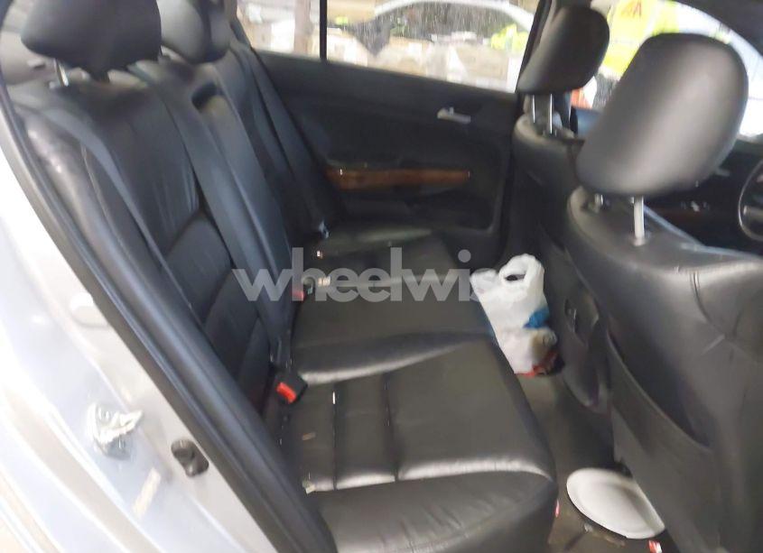 Photo 8 of 2011 Honda Accord 2.4 EX-L (VIN 1HGCP2F87BA105621)