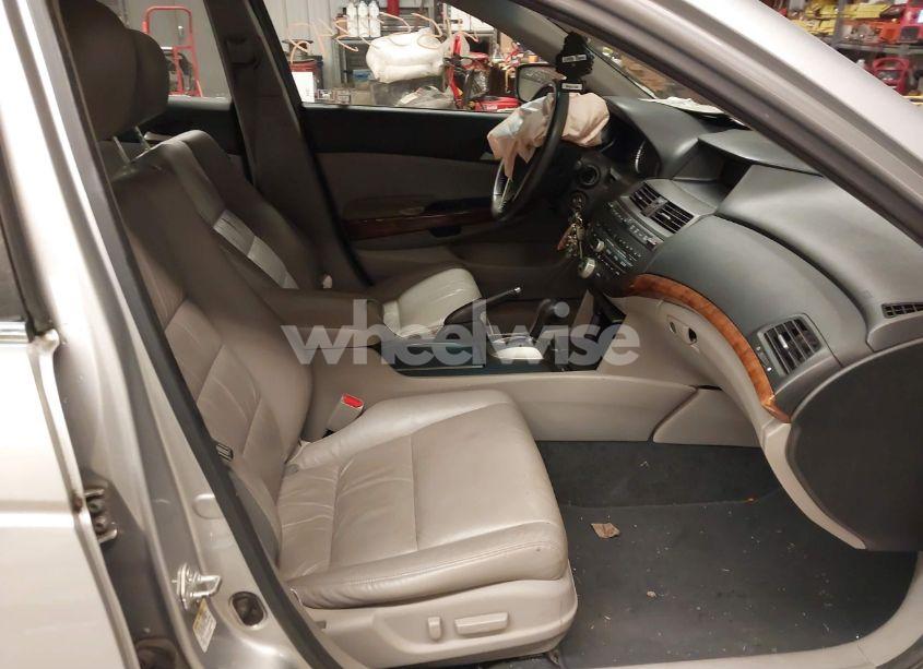 Photo 5 of 2011 Honda Accord 2.4 EX-L (VIN 1HGCP2F87BA119129)