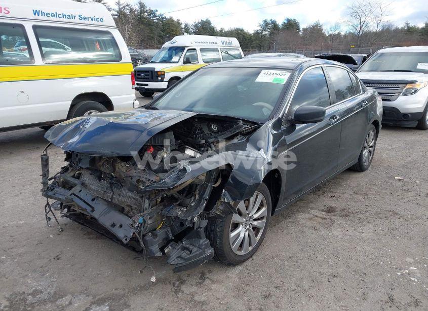 Photo 2 of 2012 Honda Accord 2.4 EX-L (VIN 1HGCP2F87CA120668)