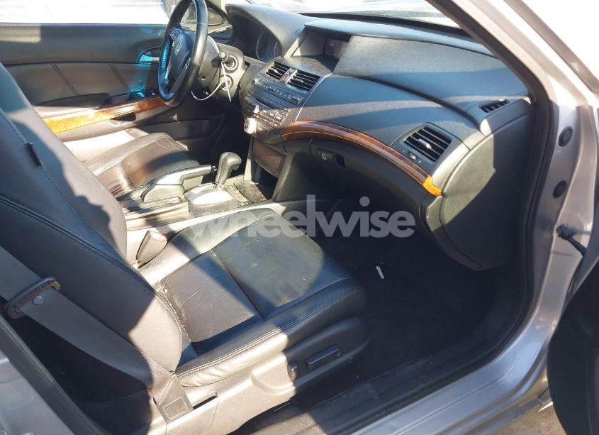 Photo 5 of 2012 Honda Accord 2.4 EX-L (VIN 1HGCP2F87CA144114)