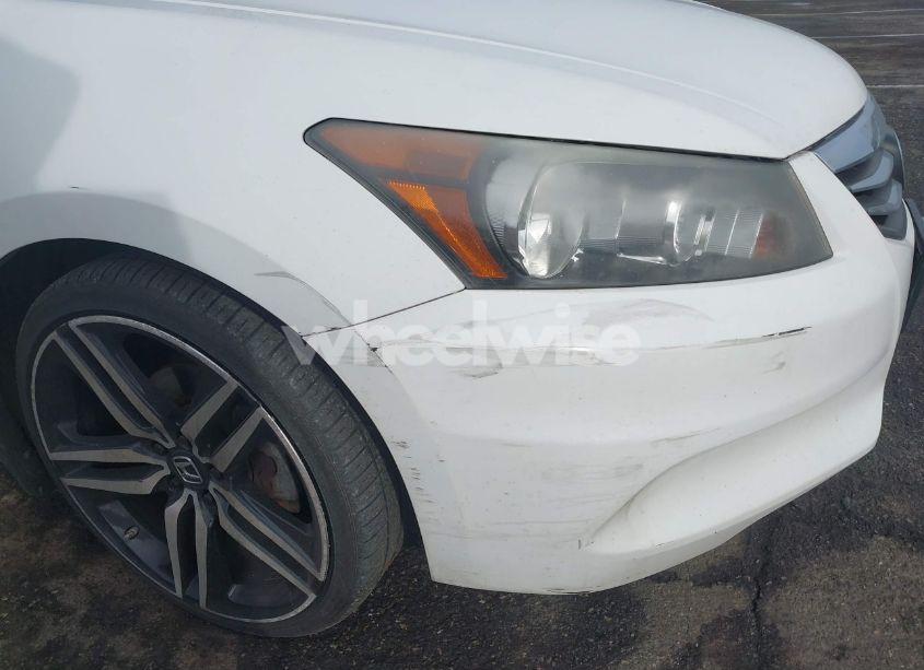 Photo 18 of 2012 Honda Accord 2.4 EX-L (VIN 1HGCP2F87CA177713)