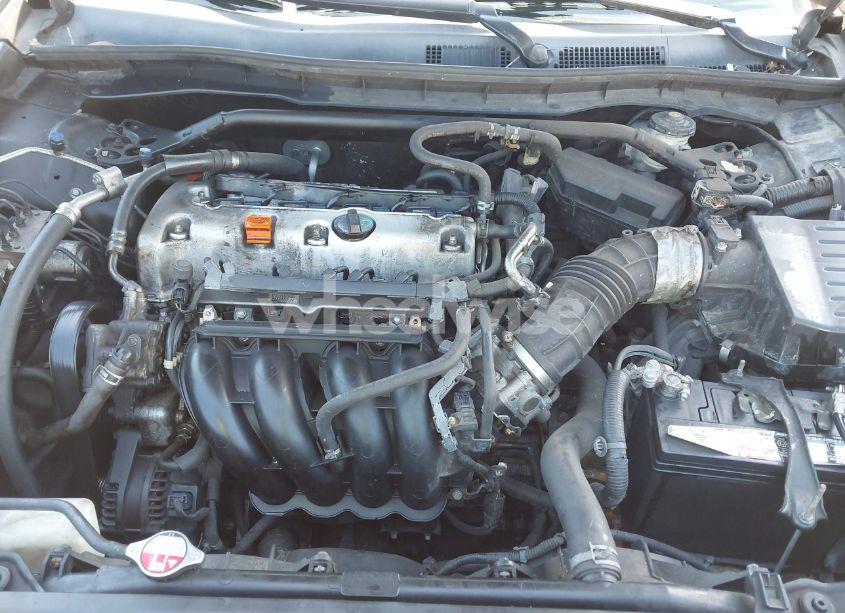 Photo 10 of 2010 Honda Accord 2.4 EX-L (VIN 1HGCP2F88AA024304)