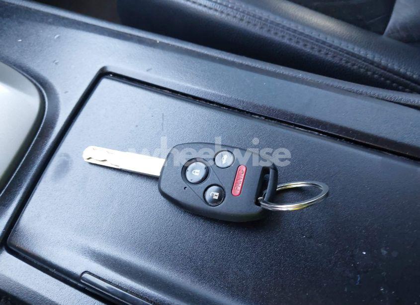 Photo 11 of 2010 Honda Accord 2.4 EX-L (VIN 1HGCP2F88AA024304)