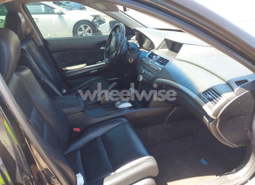 Photo 5 of 2010 Honda Accord 2.4 EX-L (VIN 1HGCP2F88AA024304)