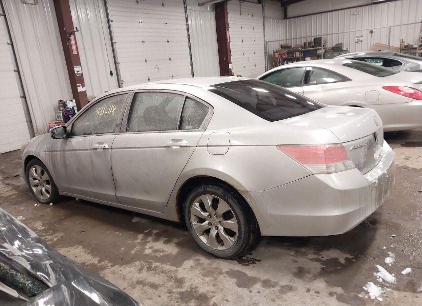 Photo 14 of 2010 Honda Accord 2.4 EX-L (VIN 1HGCP2F88AA029146)