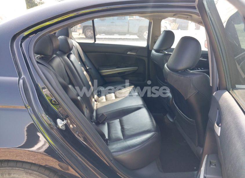 Photo 8 of 2010 Honda Accord 2.4 EX-L (VIN 1HGCP2F88AA055858)