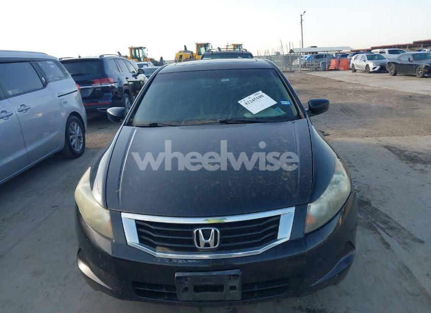 Photo 12 of 2010 Honda Accord 2.4 EX-L (VIN 1HGCP2F88AA135077)