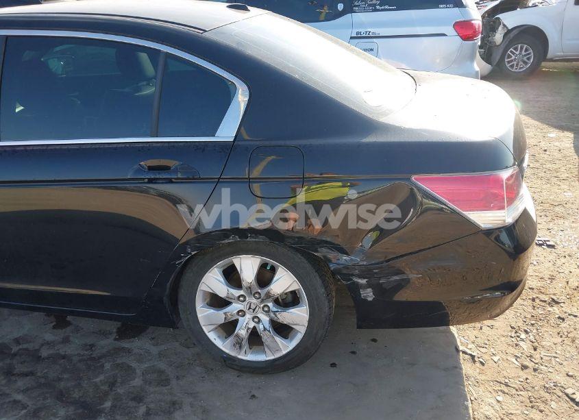 Photo 6 of 2010 Honda Accord 2.4 EX-L (VIN 1HGCP2F88AA135077)