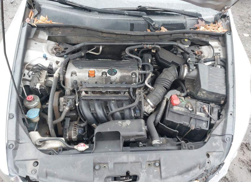 Photo 10 of 2010 Honda Accord 2.4 EX-L (VIN 1HGCP2F88AA153899)