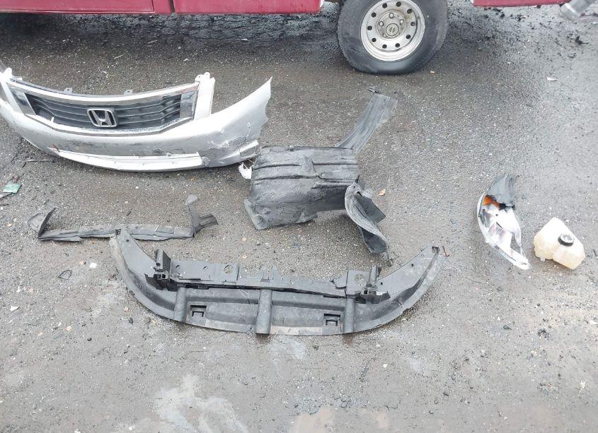 Photo 12 of 2010 Honda Accord 2.4 EX-L (VIN 1HGCP2F88AA153899)