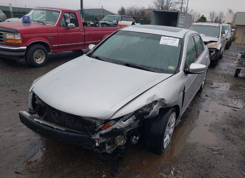 Photo 6 of 2010 Honda Accord 2.4 EX-L (VIN 1HGCP2F88AA153899)