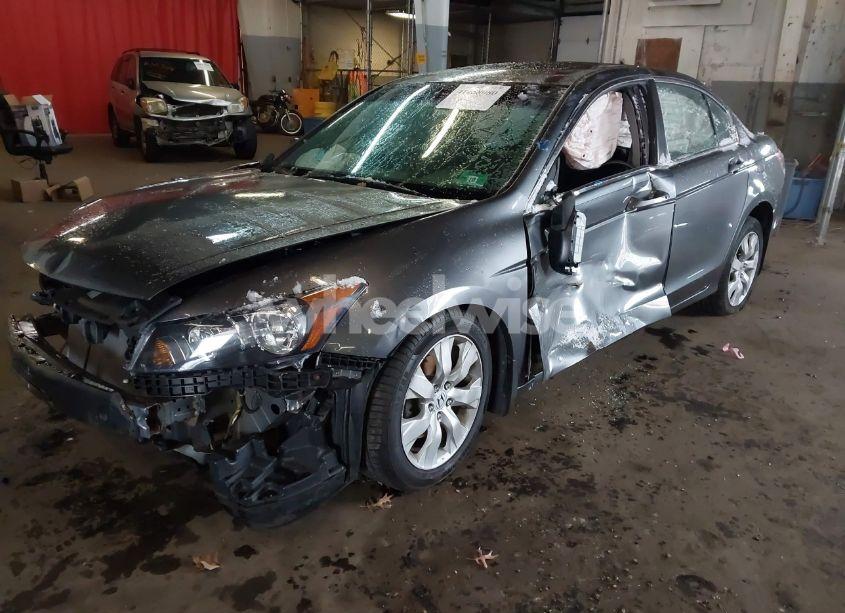 Photo 2 of 2010 Honda Accord 2.4 EX-L (VIN 1HGCP2F88AA161338)