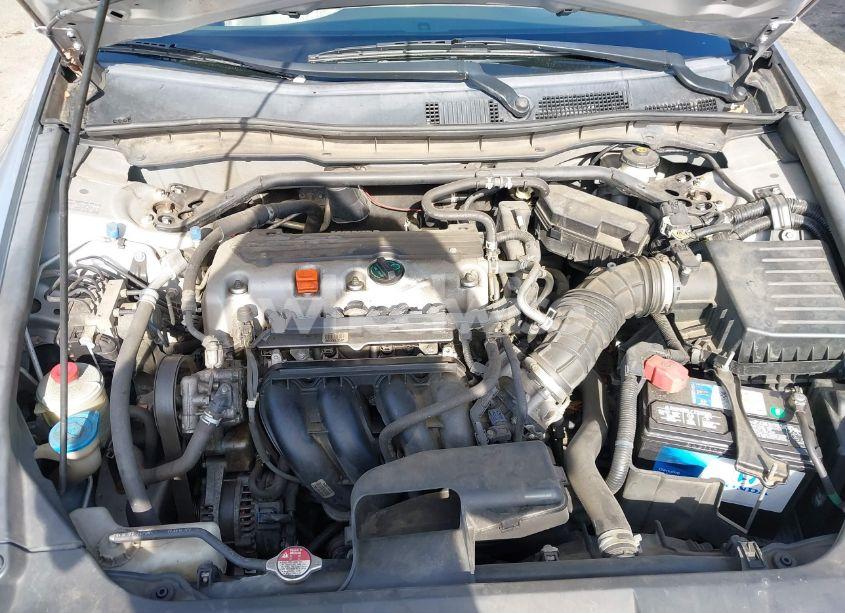 Photo 10 of 2010 Honda Accord 2.4 EX-L (VIN 1HGCP2F88AA179175)