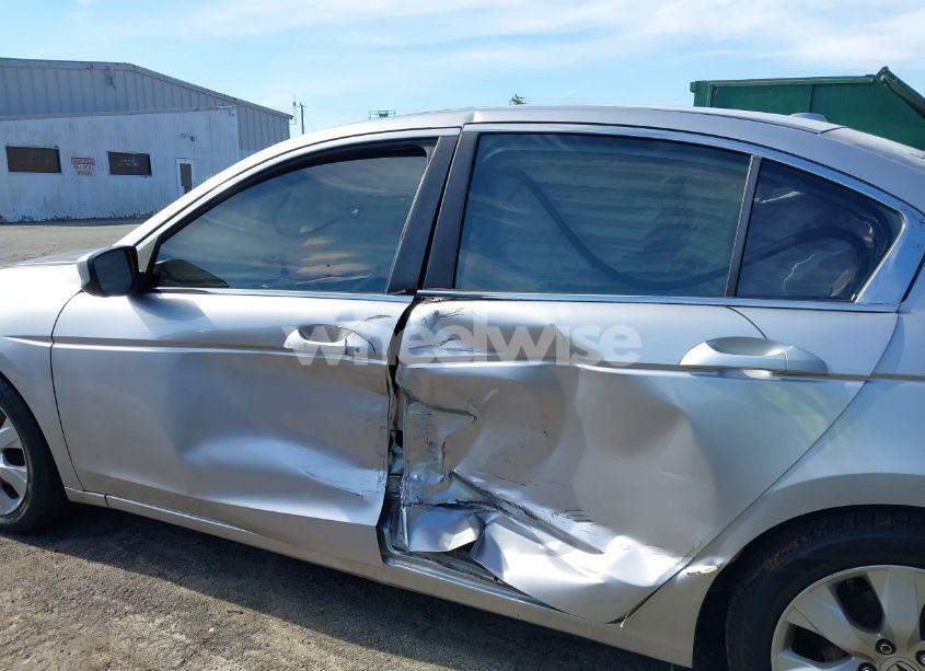 Photo 6 of 2010 Honda Accord 2.4 EX-L (VIN 1HGCP2F88AA179175)