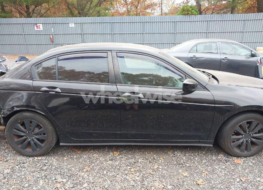 Photo 12 of 2011 Honda Accord 2.4 EX-L (VIN 1HGCP2F88BA010047)