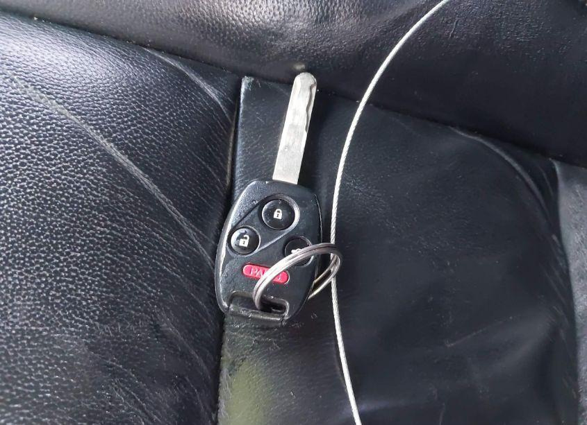 Photo 11 of 2011 Honda Accord 2.4 EX-L (VIN 1HGCP2F88BA029973)