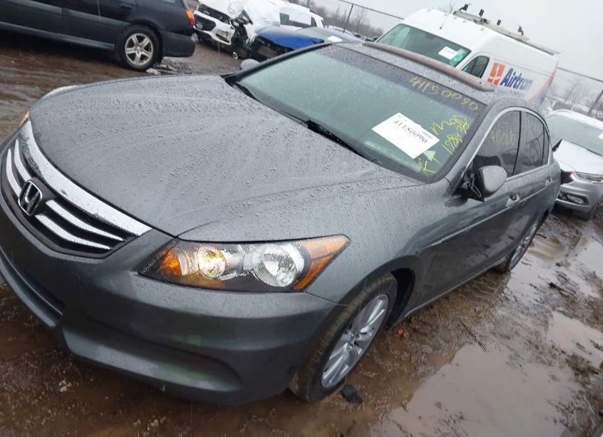 Photo 2 of 2011 Honda Accord 2.4 EX-L (VIN 1HGCP2F88BA029973)