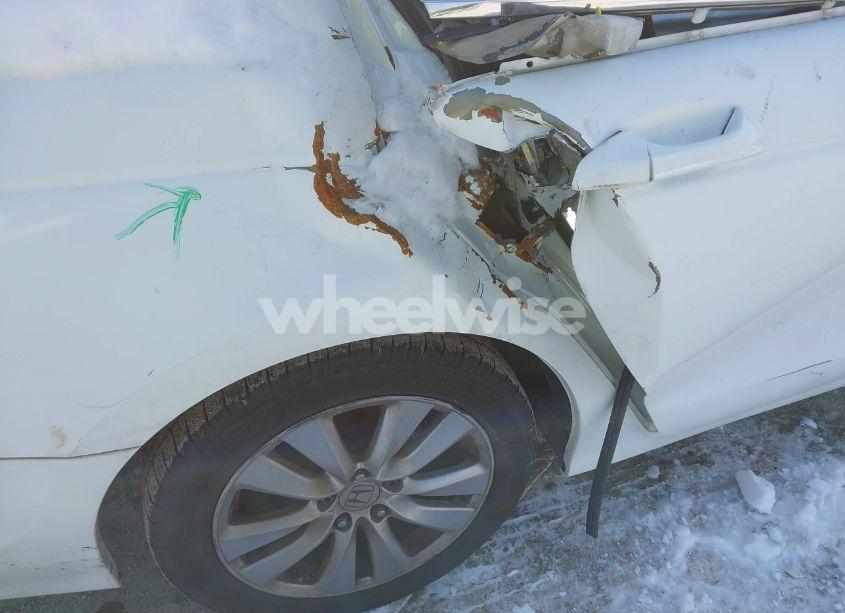 Photo 6 of 2011 Honda Accord 2.4 EX-L (VIN 1HGCP2F88BA053125)