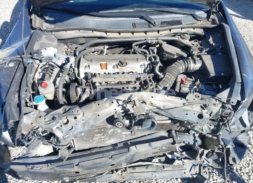 Photo 10 of 2011 Honda Accord 2.4 EX-L (VIN 1HGCP2F88BA085749)
