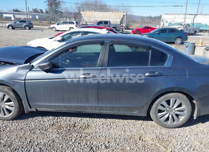 Photo 15 of 2011 Honda Accord 2.4 EX-L (VIN 1HGCP2F88BA085749)