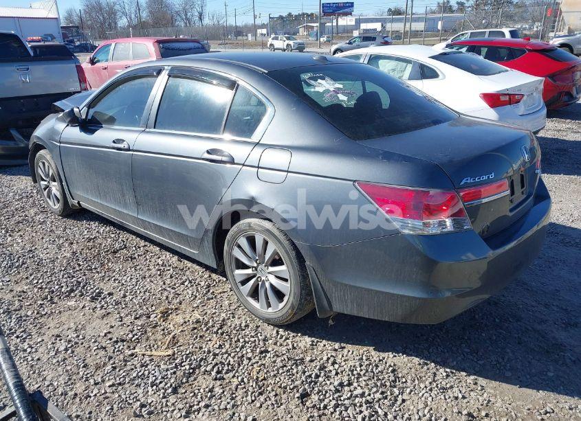 Photo 3 of 2011 Honda Accord 2.4 EX-L (VIN 1HGCP2F88BA085749)