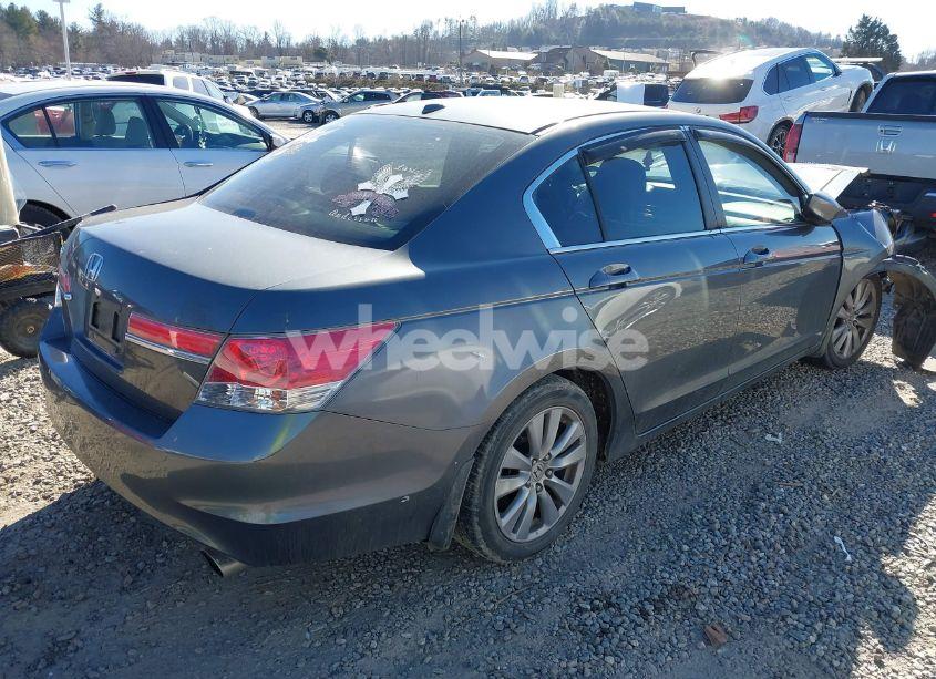 Photo 4 of 2011 Honda Accord 2.4 EX-L (VIN 1HGCP2F88BA085749)