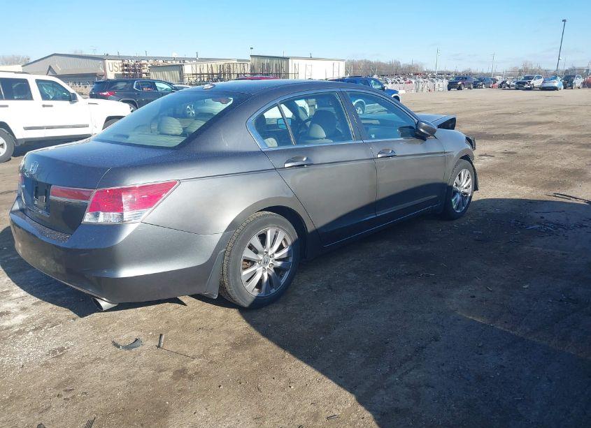 Photo 4 of 2011 Honda Accord 2.4 EX-L (VIN 1HGCP2F88BA098789)