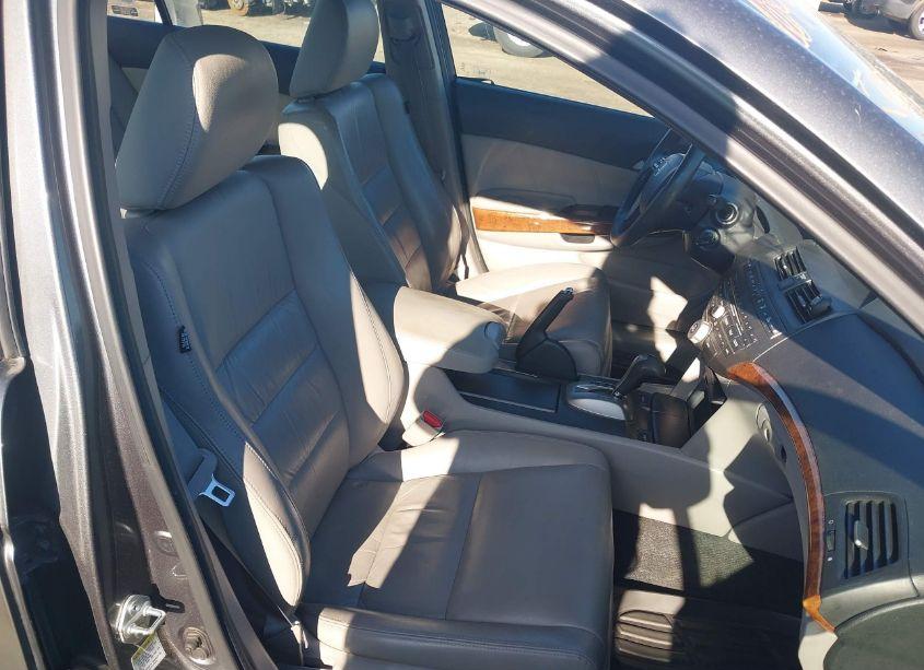 Photo 5 of 2011 Honda Accord 2.4 EX-L (VIN 1HGCP2F88BA098789)