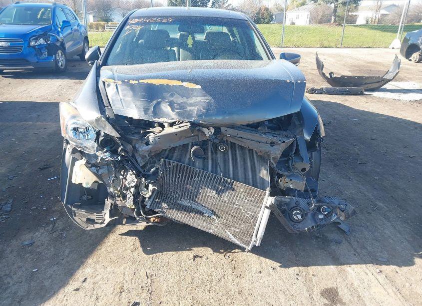 Photo 6 of 2011 Honda Accord 2.4 EX-L (VIN 1HGCP2F88BA098789)