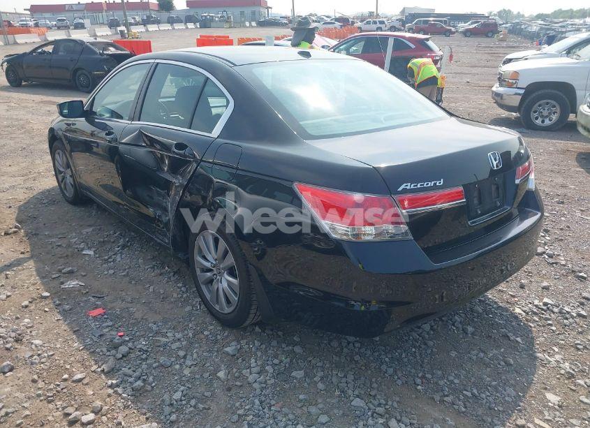 Photo 3 of 2011 Honda Accord 2.4 EX-L (VIN 1HGCP2F88BA136697)