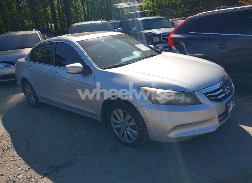 2011 Honda Accord 2.4 EX-L (VIN 1HGCP2F88BA152141) main photo