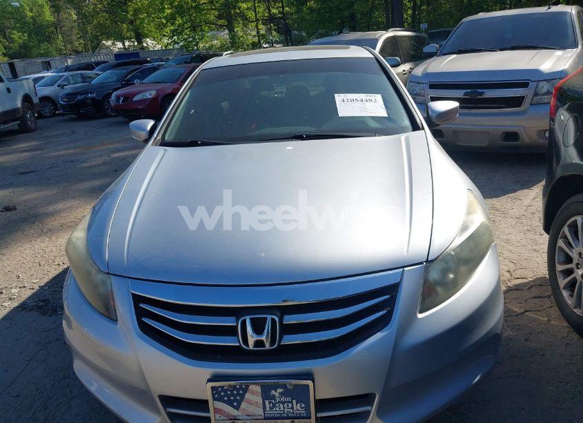 Photo 12 of 2011 Honda Accord 2.4 EX-L (VIN 1HGCP2F88BA152141)