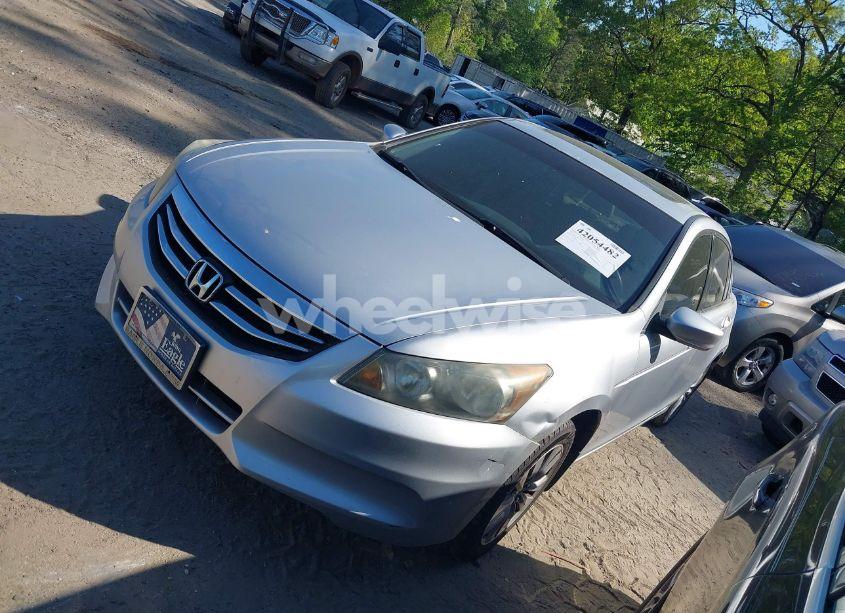 Photo 2 of 2011 Honda Accord 2.4 EX-L (VIN 1HGCP2F88BA152141)