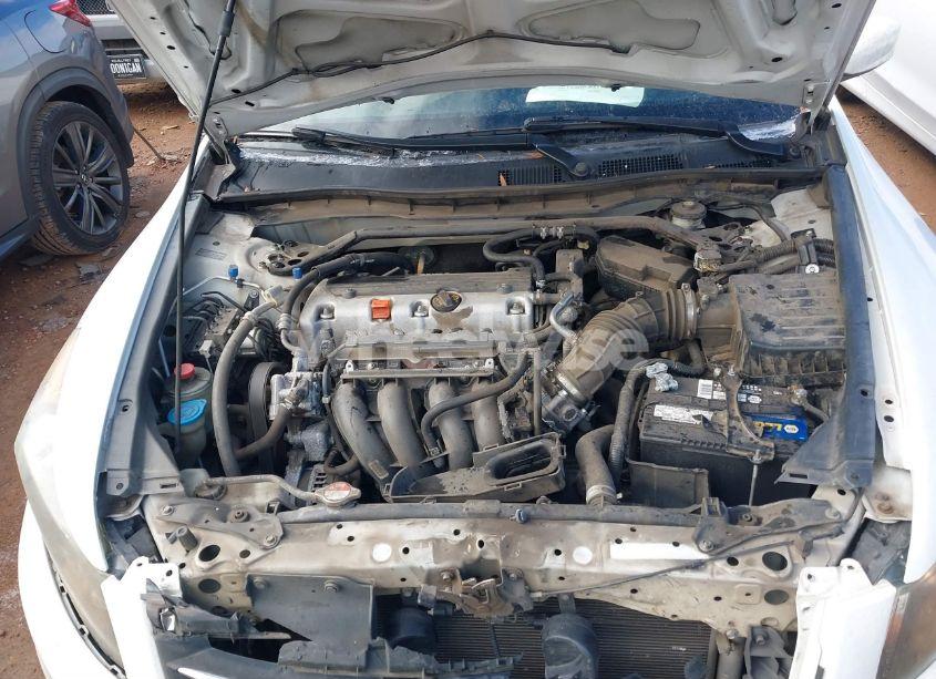 Photo 10 of 2012 Honda Accord 2.4 EX-L (VIN 1HGCP2F88CA006629)