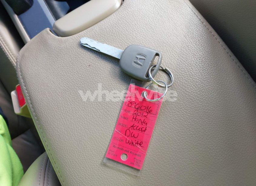 Photo 11 of 2012 Honda Accord 2.4 EX-L (VIN 1HGCP2F88CA006629)