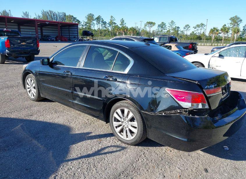 Photo 3 of 2012 Honda Accord 2.4 EX-L (VIN 1HGCP2F88CA033992)